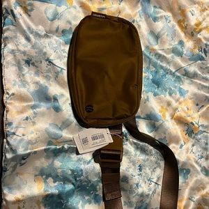 Lululemon Everywhere Belt Bag Burnt Caramel New with tags
